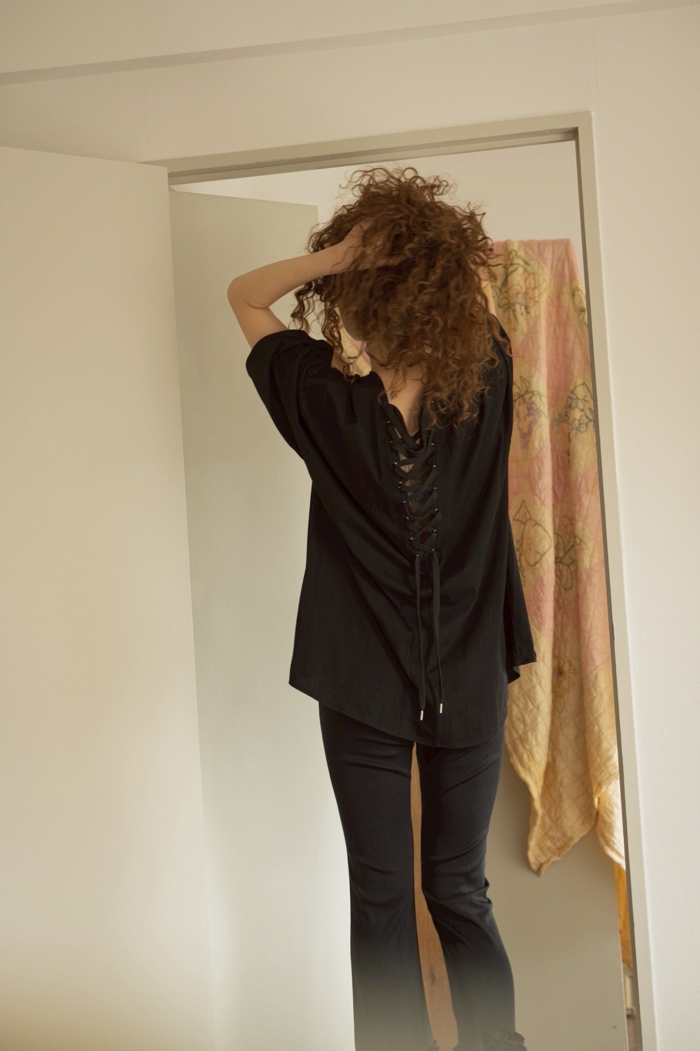 LOOSE LACE-UP BACK T-SHIRT