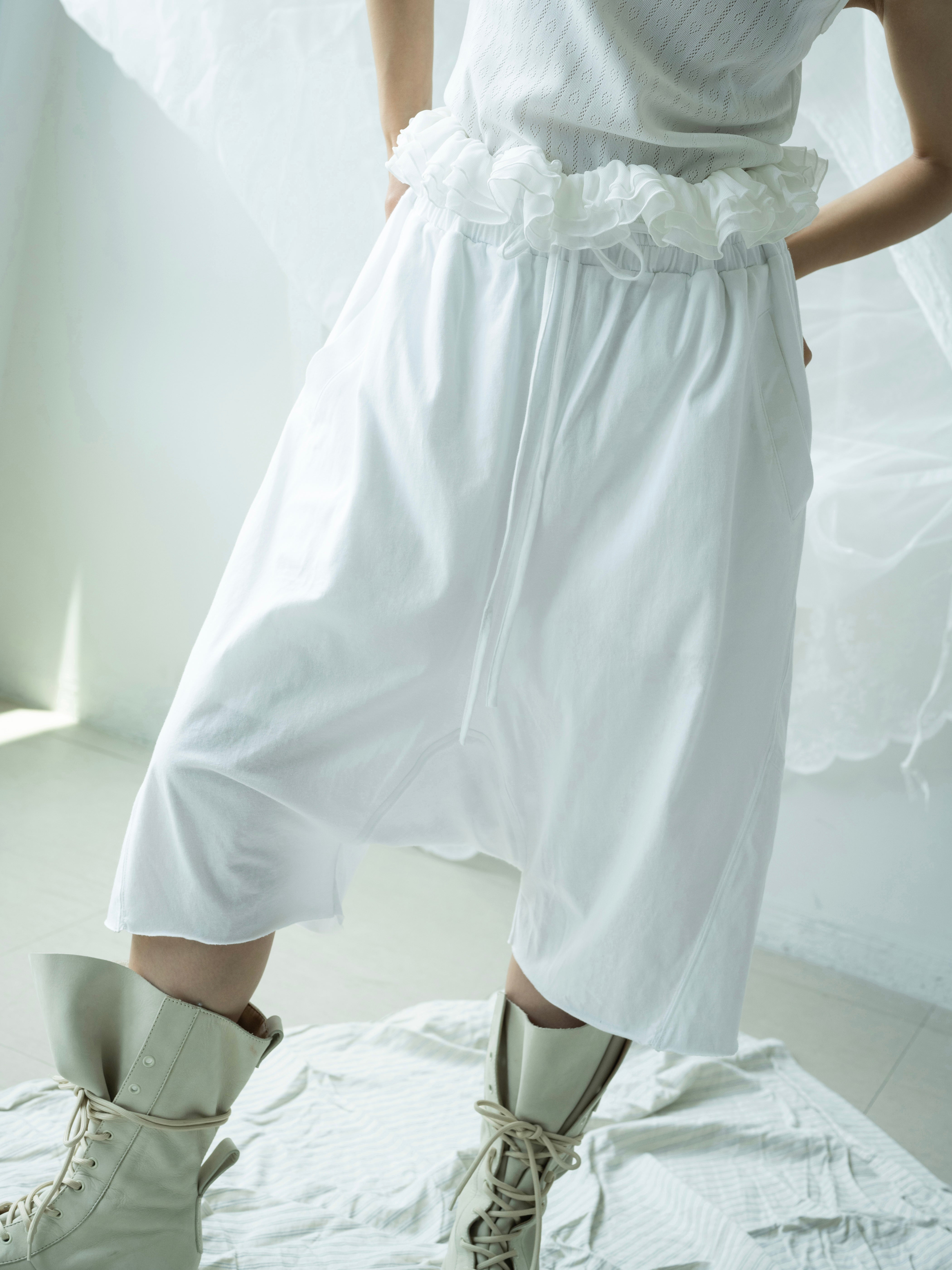 LOOSE HALF PANTS