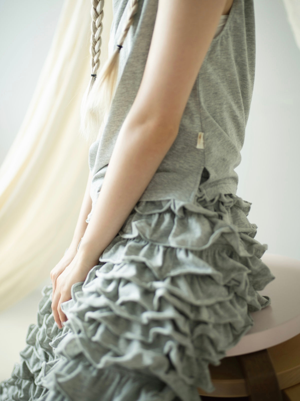 FRILL CUTSAW LONGPANTS