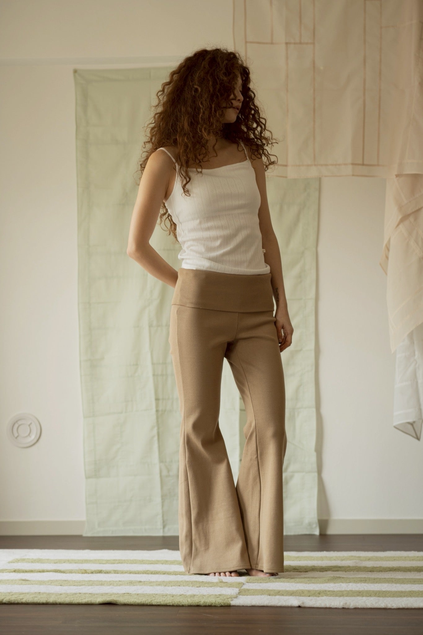 STRETCH HIGH-WAIST FLARE PANTS