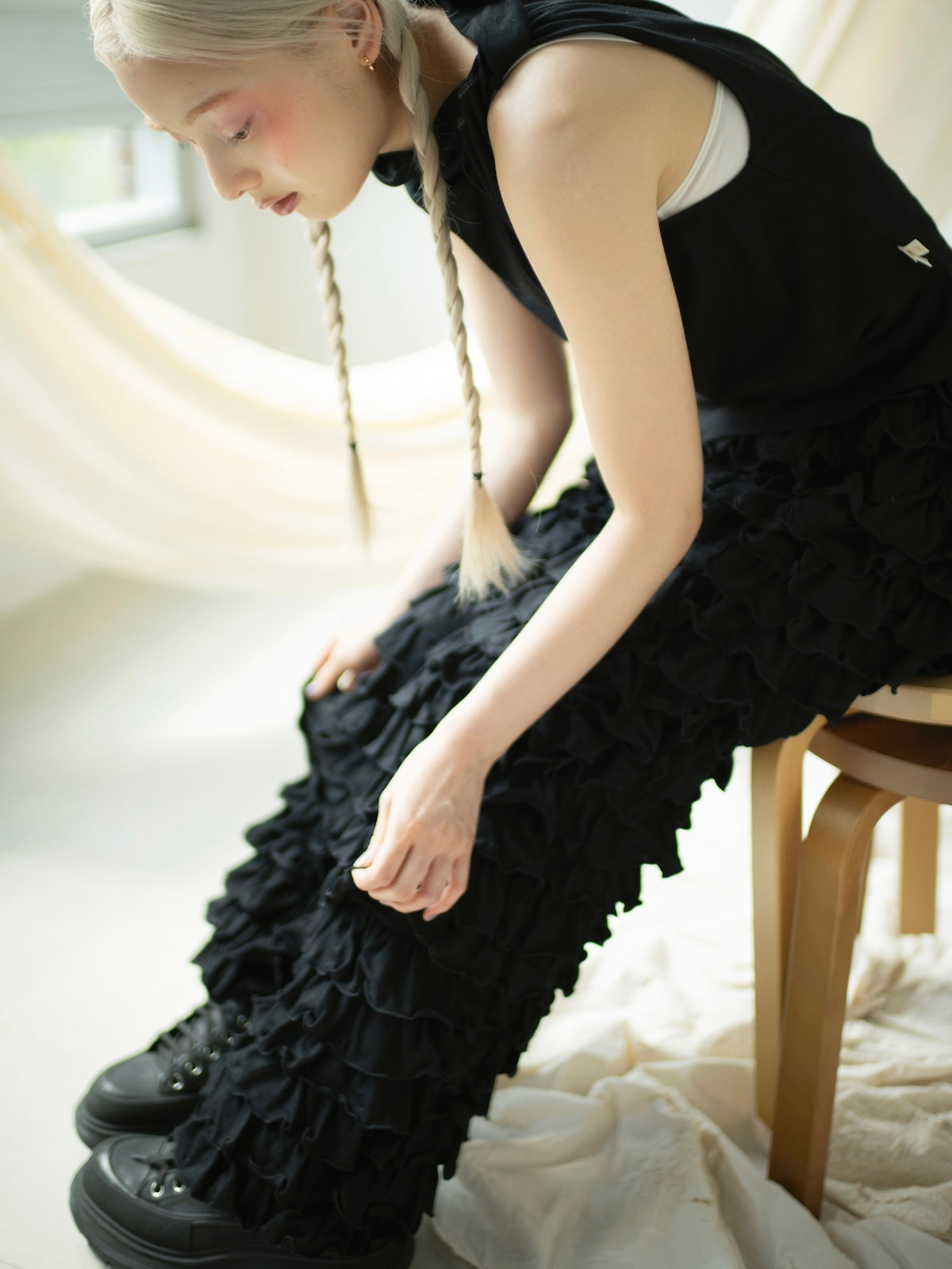 FRILL CUTSAW LONGPANTS