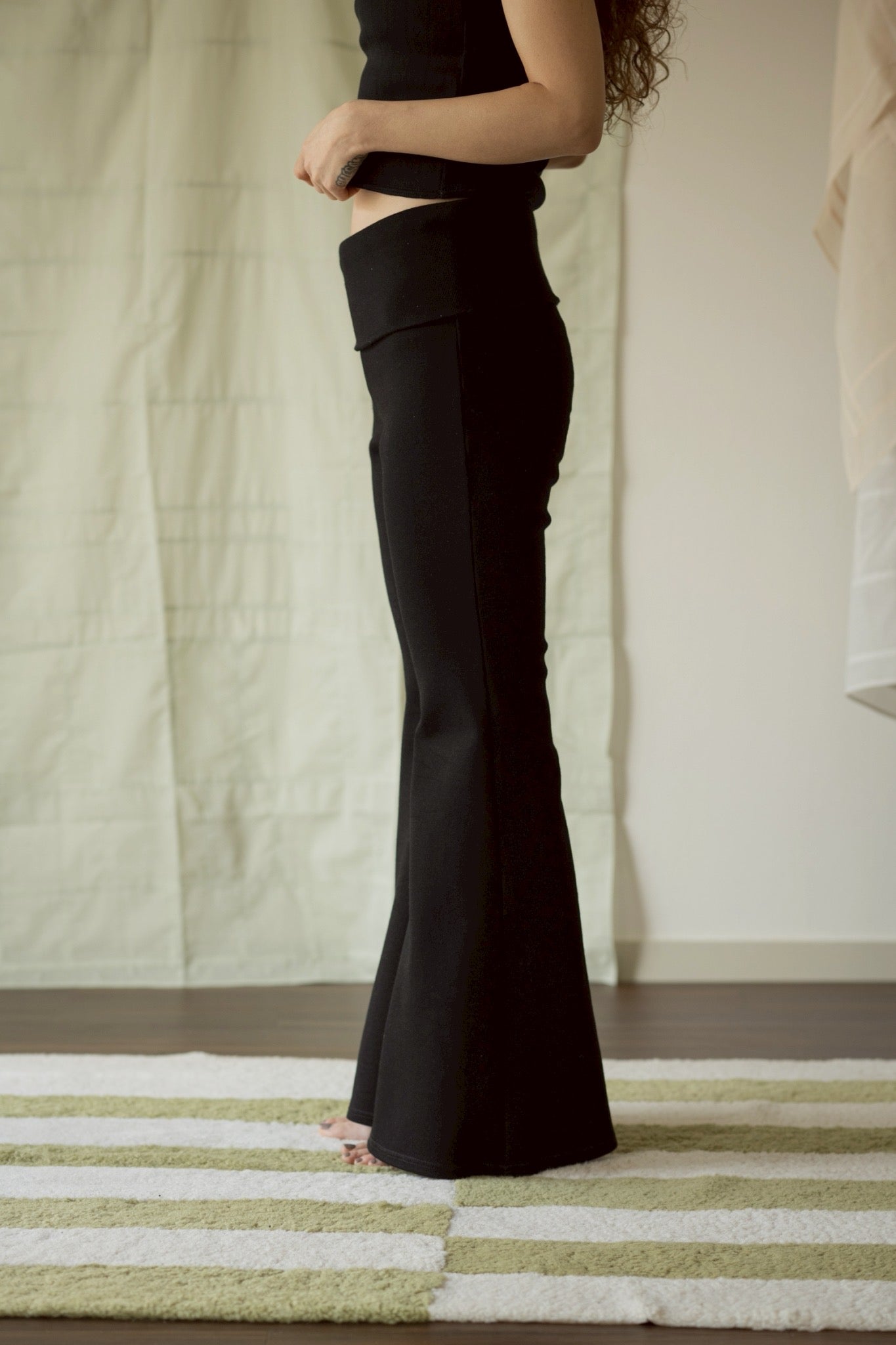STRETCH HIGH-WAIST FLARE PANTS