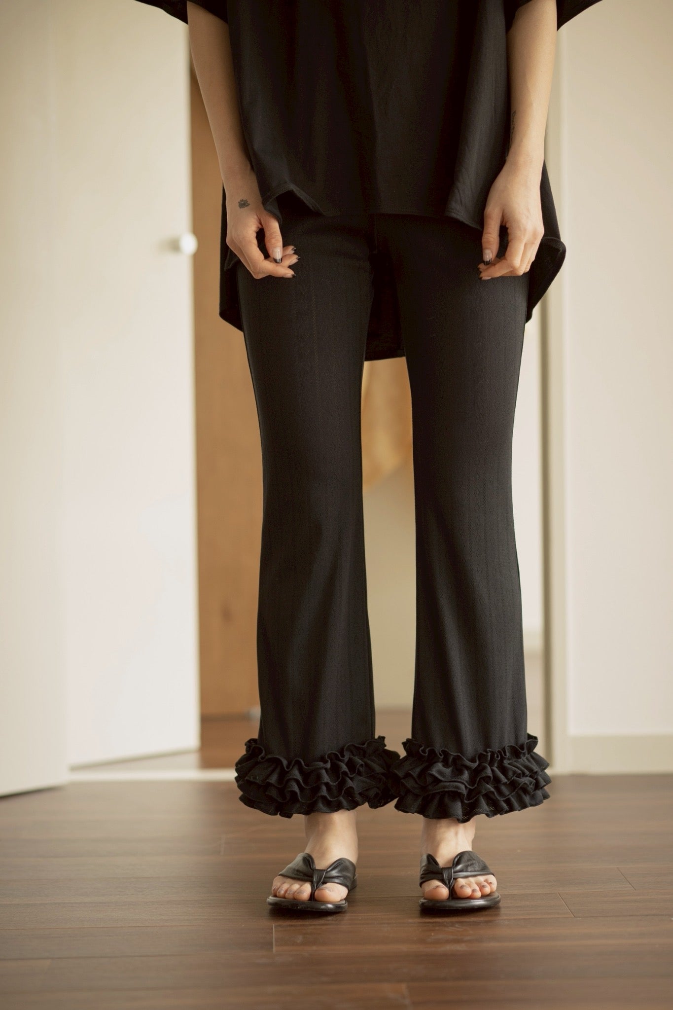 HEART FRILL LEGGINGS