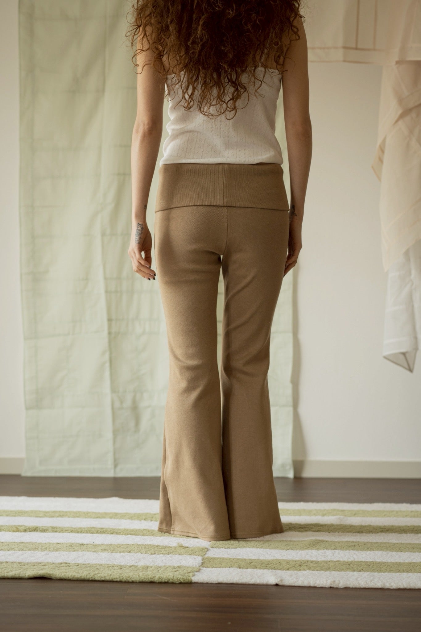 STRETCH HIGH-WAIST FLARE PANTS