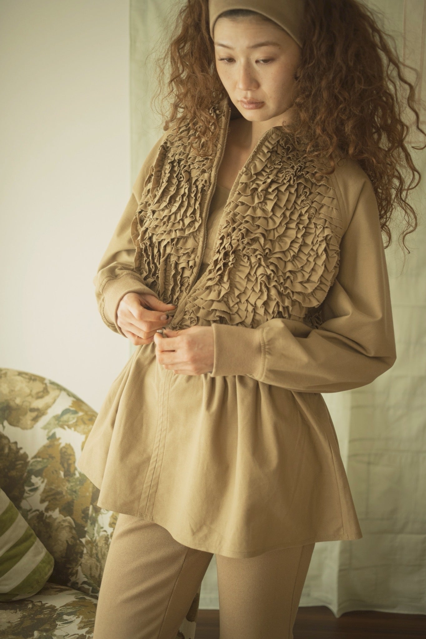 FRILL BLOUSON